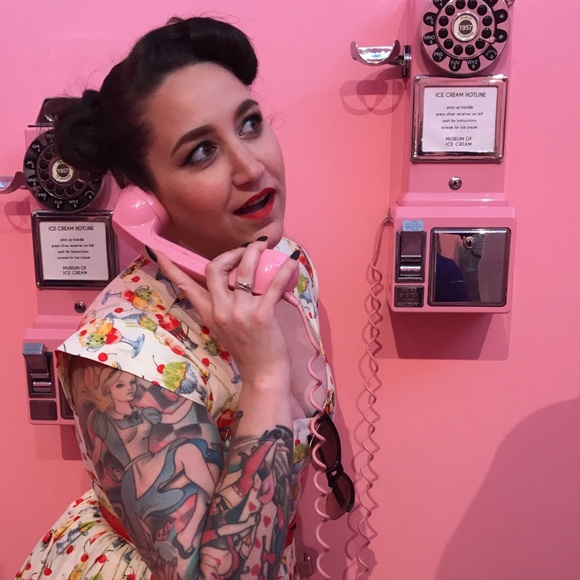 Meet your Posher, Aly - Picture 4 of 8